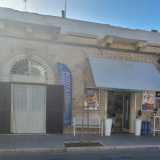 Il locale � inconfondibile, visto che richiama ovunque i colori simbolo dell�Argentina: il bianco e l�azzurro